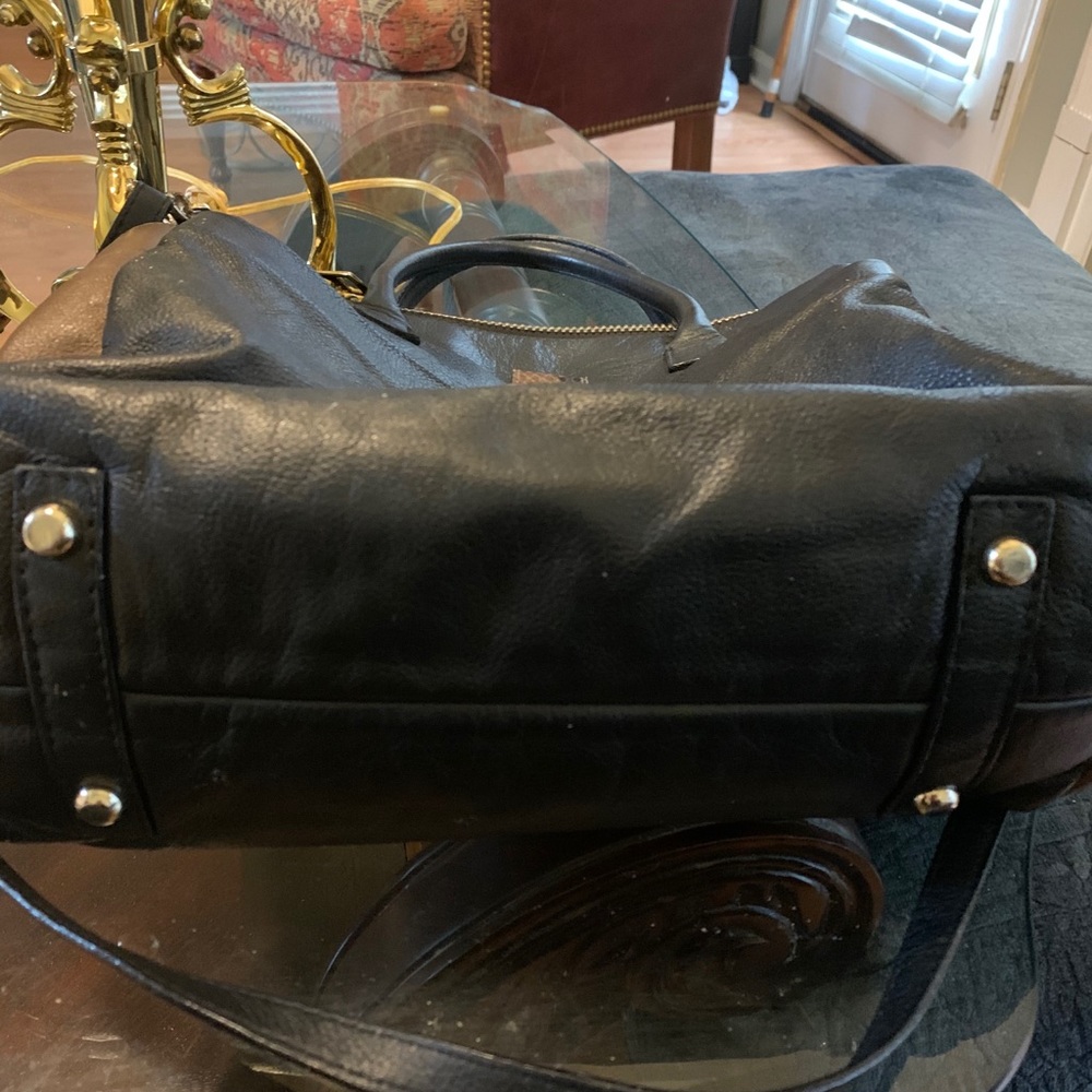 Shoulder Bag - Picture 6 of 9